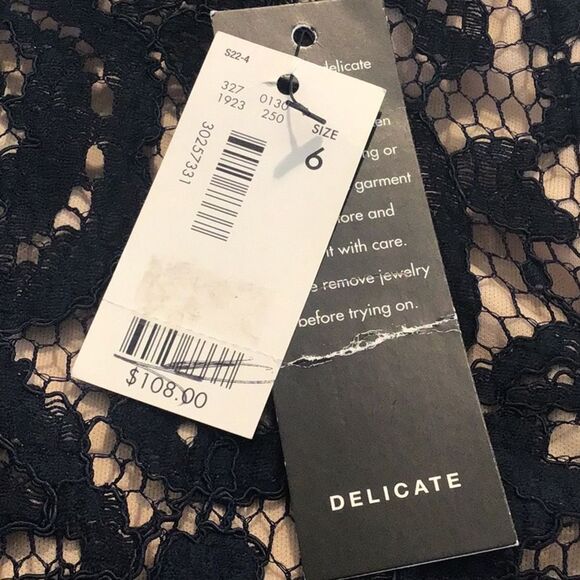 The Limited Navy Blue Lace Panel Rib Stretch Cream Lined Sleeveless Dress NEW - Picture 15 of 16